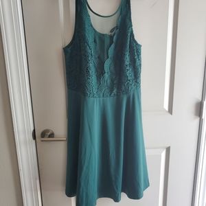 Kelly Green dress
